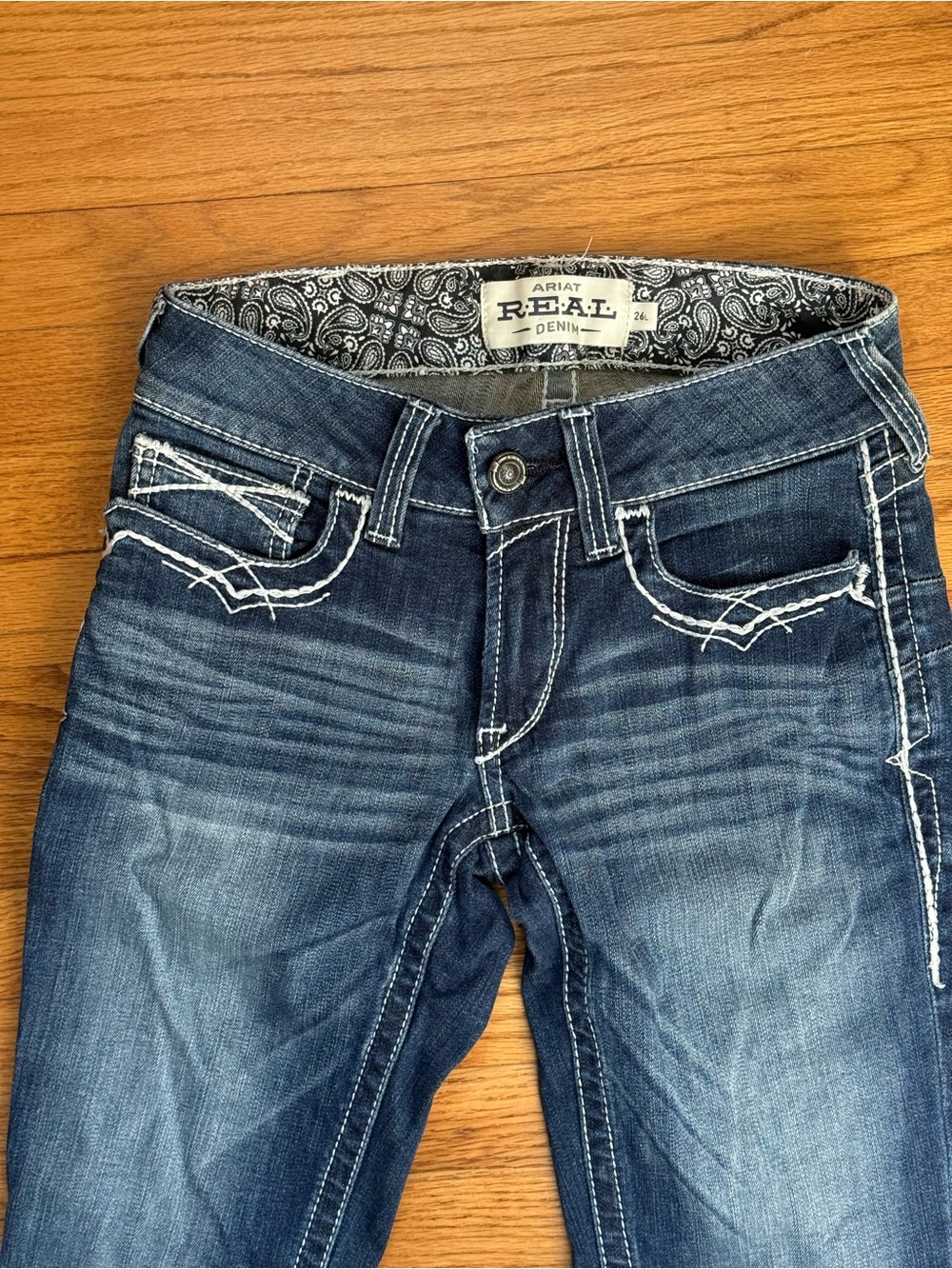 Ariat Women's Dark Blue Skinny Jeans with White Contrast Stitching